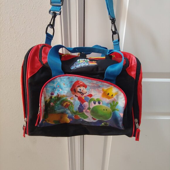 Nintendo Super Mario Galaxy 2 Duffle Bag 2011 - Picture 2 of 7
